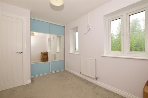 4 Batten Walk, Maidstone, ME17 3AA