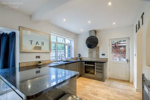 5 Blackford Road, Shirley, Solihull, B90 4BU