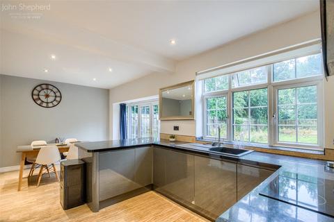 5 Blackford Road, Shirley, Solihull, B90 4BU