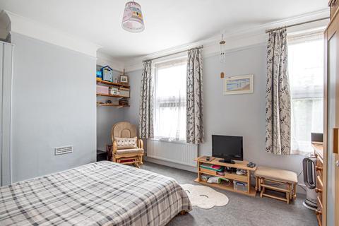 3 Raglan Road, Bromley, BR2 9NN
