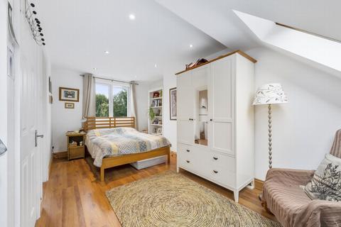 62 Studland Road, London, W7 3QX