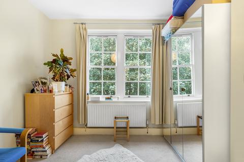 Flat 7, T Block Peabody Estate, London, W6 9QZ