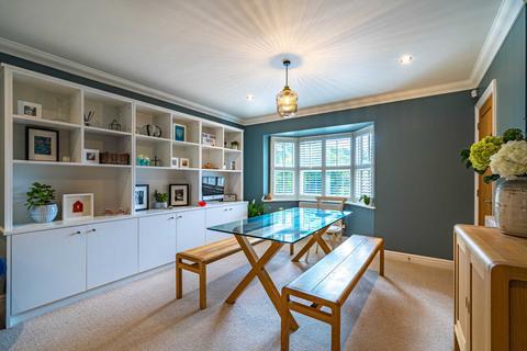 14 Hafod, Emmer Green, Reading, RG4 8LZ