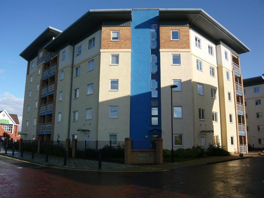 Knightsbridge Court, Gosforth... 2 bed apartment £795 pcm (£183 pw)