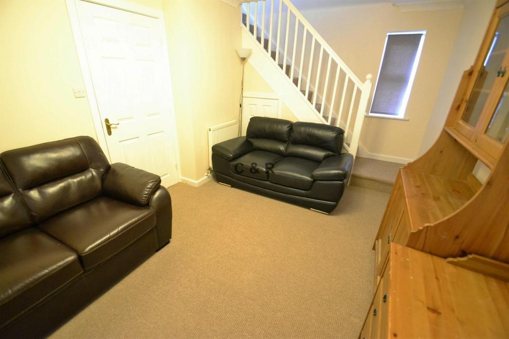 Photograph 3
