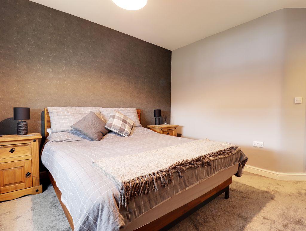 Bedroom 1 (Double)