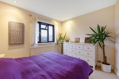 34 Alma Road, Chesham, HP5 3HD