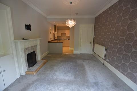 2 bedroom flat to rent, Tollcross Road, Tollcross, Glasgow, G32