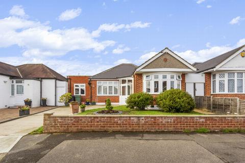 23 Willow Grove, Ruislip, HA4 6DG