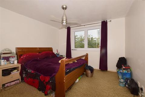 Flat 18, Argyle House Sutton Court, Sutton, SM2 5AX