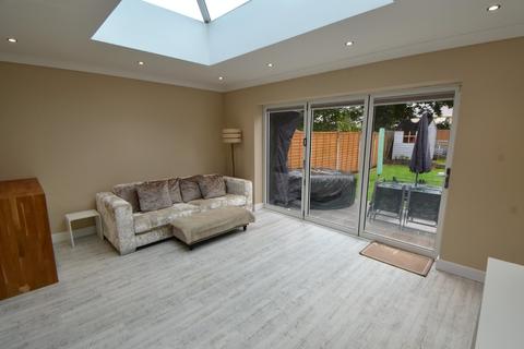 30 Arlington Road, Birmingham, B14 4QE