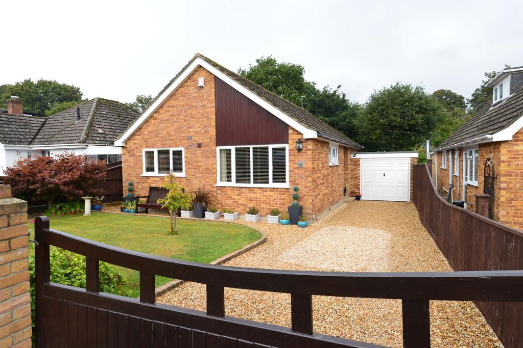 Anderwood Drive, Sway, Lymington 2 bed detached bungalow £525,000