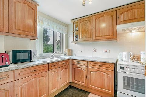 12 Aynholme Close, Addingham, Ilkley, LS29 0NN