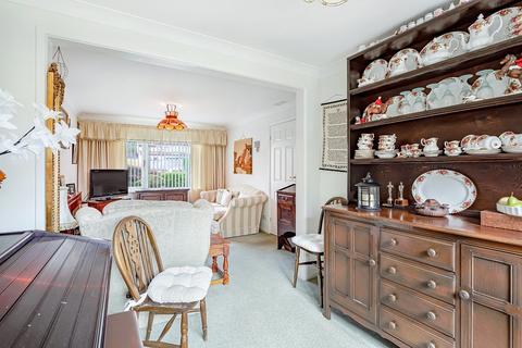 12 Aynholme Close, Addingham, Ilkley, LS29 0NN