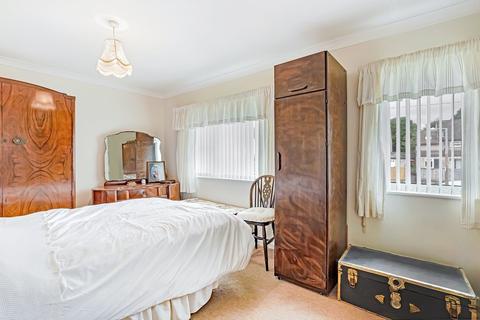 12 Aynholme Close, Addingham, Ilkley, LS29 0NN
