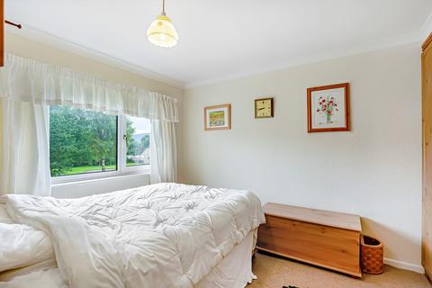 12 Aynholme Close, Addingham, Ilkley, LS29 0NN