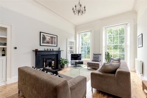 18/1 Leopold Place, Edinburgh, EH7 5LB