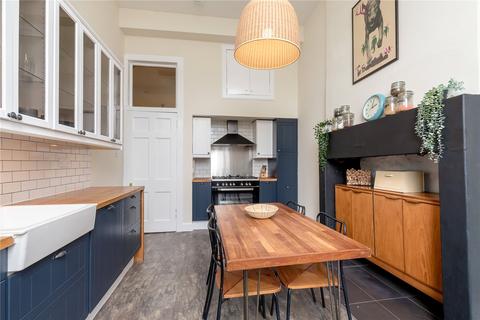 18/1 Leopold Place, Edinburgh, EH7 5LB