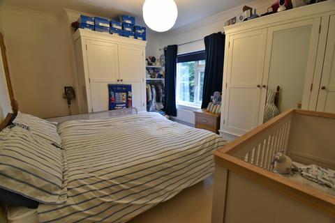 75 Forest Road, Burton-on-trent, DE13 9TP