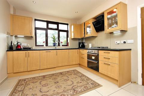 14 Wallace Fields, Epsom, KT17 3AT