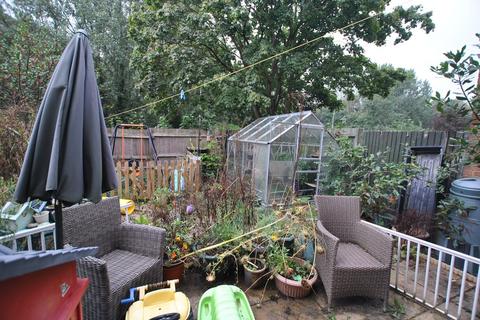 9 Blakemore, Telford, TF3 1PR