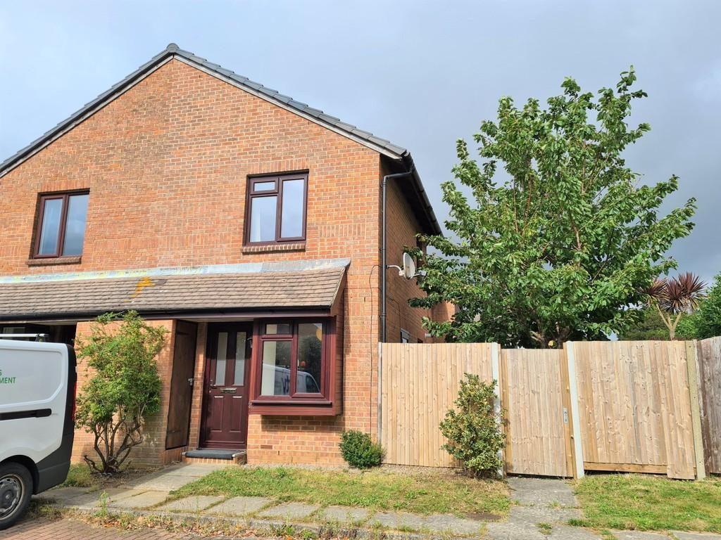 Cornflower Close, Locks Heath 1 bed end of terrace house £189,995