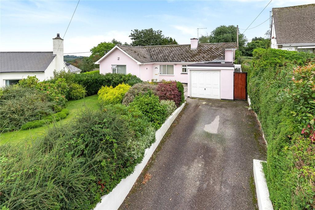 Northfield Drive, Truro 3 bed bungalow £450,000