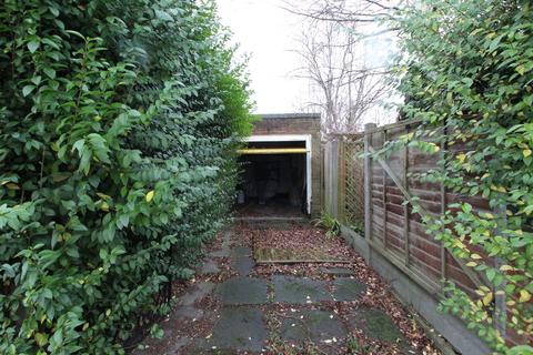 54 Alton Road, Leicester, LE2 8QA