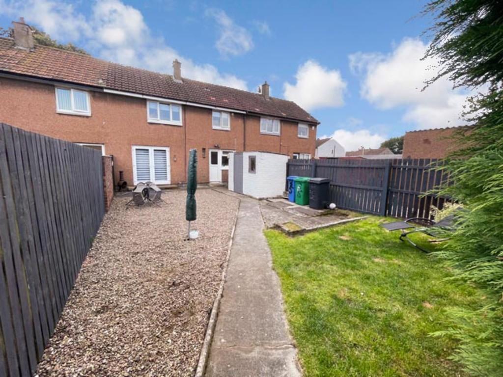 Auchmuty Road, Dovecot, Glenrothes 3 bed terraced house £115,000