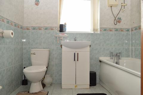44 Cheviot Avenue, Oldham, OL8 4HD