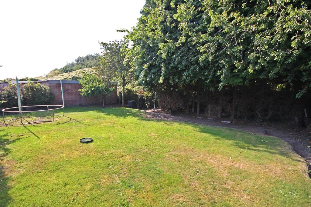 Elaine Street, Warrington, WA1 Land £25,000