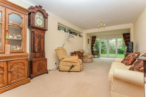 17 Beaufort Close, Runcorn, WA7 4AB