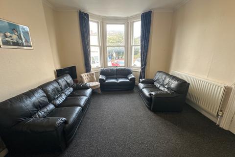 1 bedroom in a house share to rent, Room 23 Acorn House, Russell Terrace, CV31 1HE