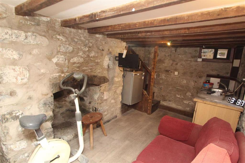 Annexe lounge
