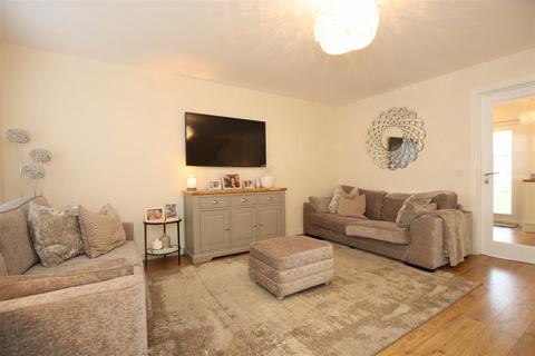 1 Ethel Moorhead Place, Perth, PH2 8FA