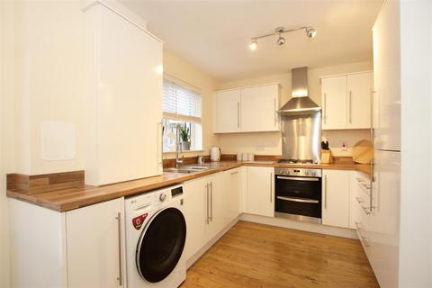 1 Ethel Moorhead Place, Perth, PH2 8FA