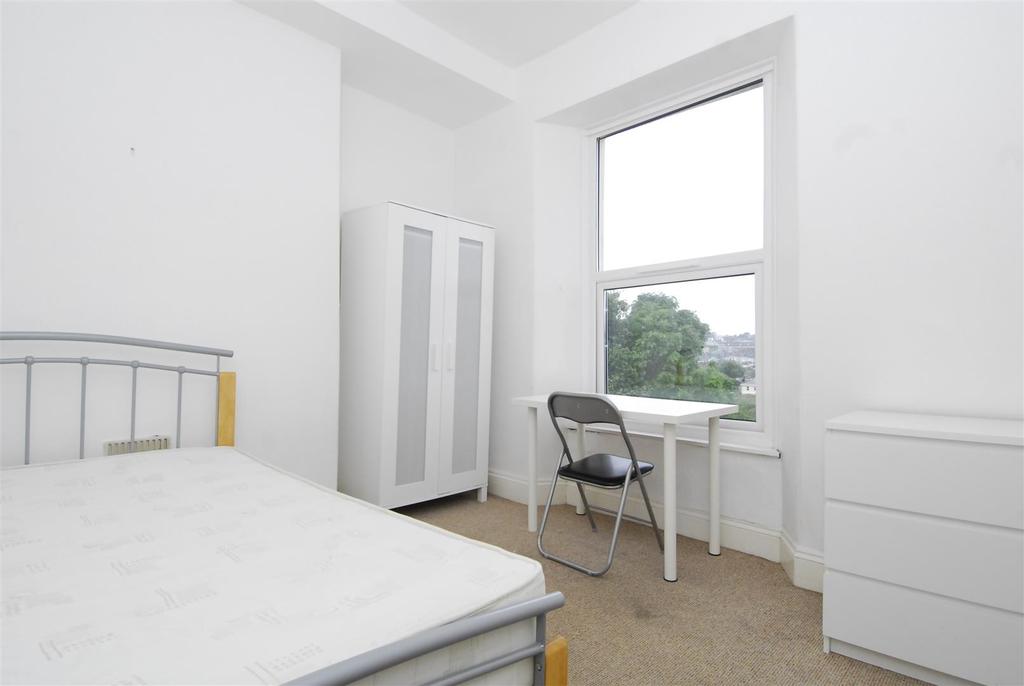 17 Bayswater Rd004.JPG