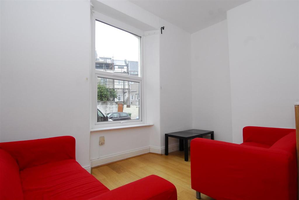 17 Bayswater Rd007.JPG
