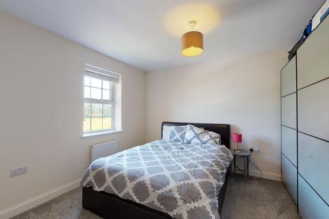14 Field View Road, Whitfield, Dover, CT16 3FB