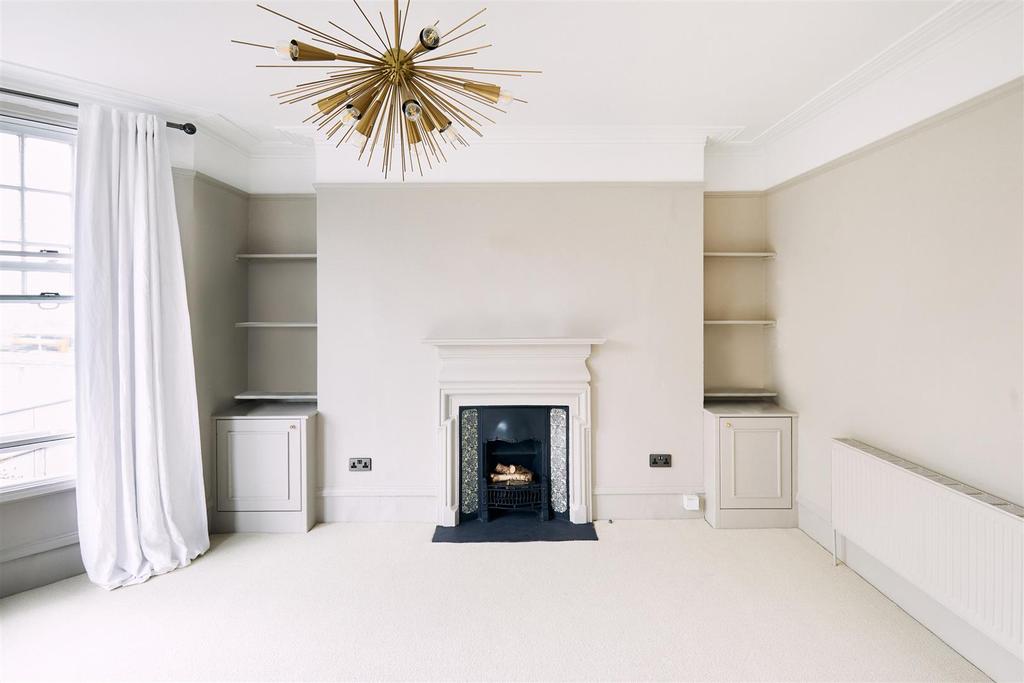Kenilworth Court, Putney, SW15 2 bed flat £1,000,000