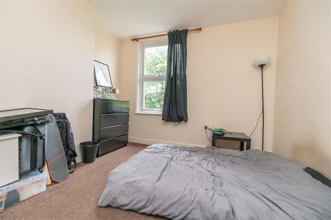 3 Foljambe Terrace, Nottingham, NG3 1GX
