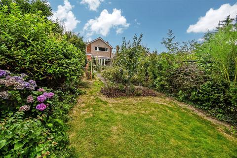 53 Derrymore Road, Willerby, Hull, HU10 6ET