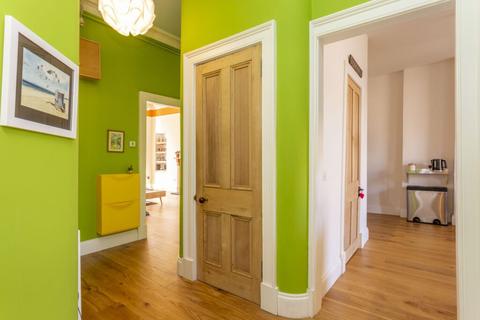 5/6 Elgin Terrace, Edinburgh, EH7 5NN