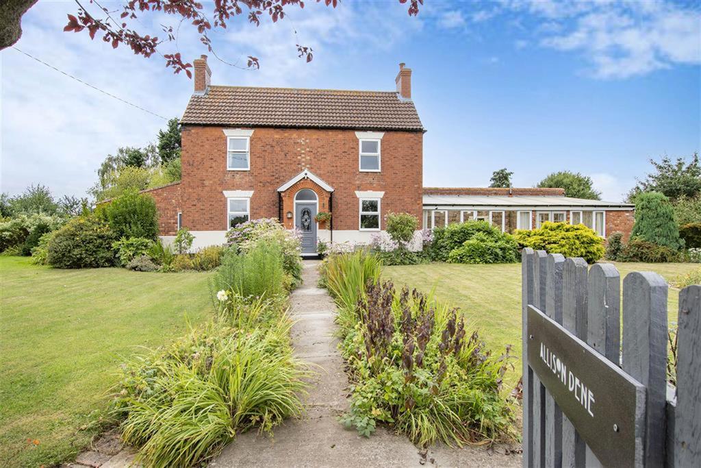 Treswell Road, Rampton, Retford, DN22 0HX 4 bed detached house £475,000