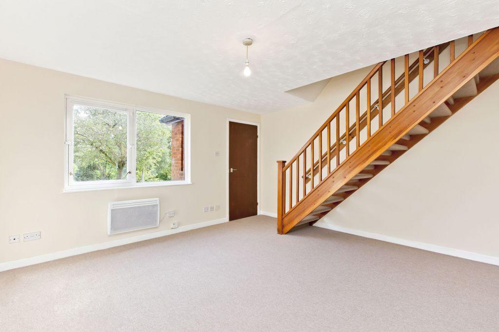 35 St. Katharine's Brae, Liberton, Edinburgh, EH16 6QR 3 bed end of