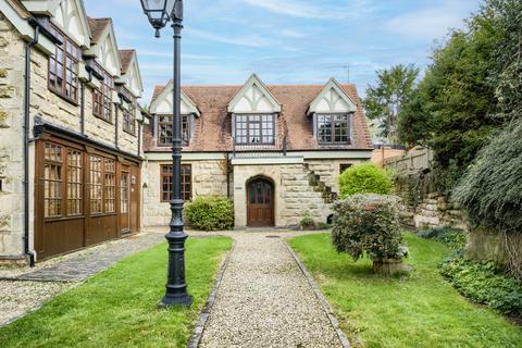 3 bedroom detached house to rent, Sandy Lane, Leamington Spa, CV32