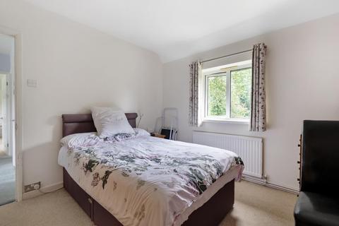 22 Cherry Tree Road, Milford, Godalming, GU8 5AX
