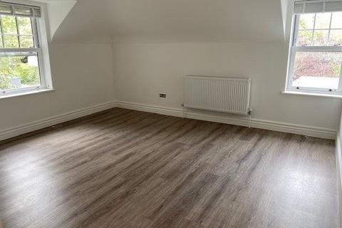 2 bedroom flat to rent, Dean Park Road, Town Centre