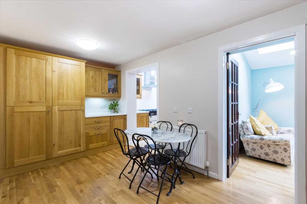 Dining Room (2)