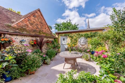 4 bedroom terraced house for sale, North Pallant, Chichester, West Sussex